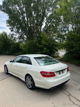 Mercedes Benz AMG E350 - 4