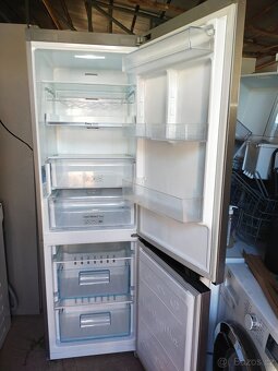 Prodám plně lednici značky SAMSUNG výška 180 cm-DOVEZU-- - 4