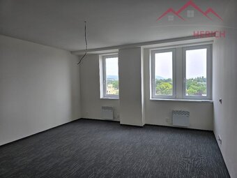 Pronájem bytu 2+kk, rekonstrukce, 50 m2, Žižkovo náměstí - A - 4