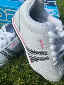 Tenisky white/black vel. 35 - 4