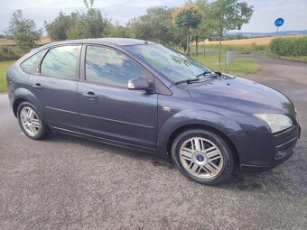 Prodám Ford Focus 1.6TDCI 66Kw r.v.2006 - 4
