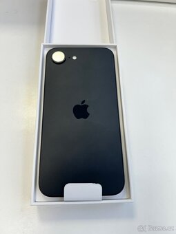 Iphone16e černý (black) 128GB + příslušenství - 4