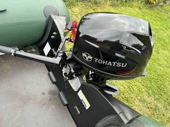 Člun s motorem - 4