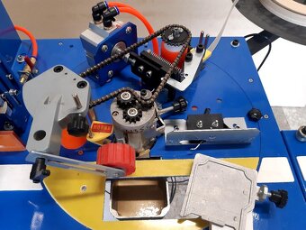 Olepovačka na ABS hrany s ořezáváním pro malé provozovny. - 4