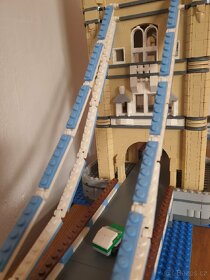 LEGO 10214 Tower Bridge - 4