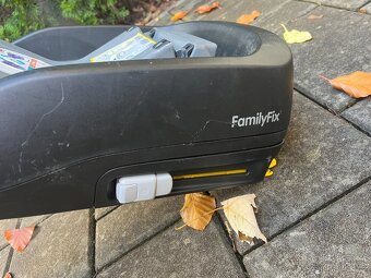 Dětská sedačka/vajíčko Maxi Cosi a základna Family Fix - 4