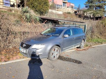 Volkswagen Passat - 4