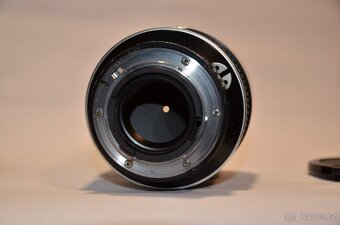 Nikon Nikkor 135mm f/2 AI-S - 4