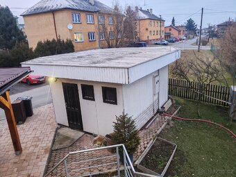 Buňka, prodejní stánek - 4