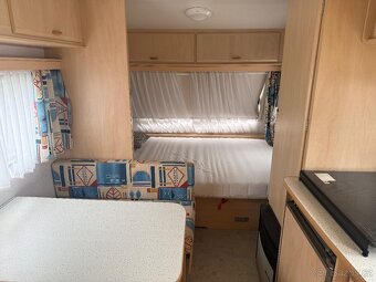 Karavan Sterckemann 490,Garáž - 4
