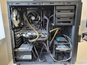 PC (RX 570, RYZEN 3 1200, 16 GB RAM) - 4