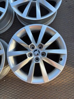 Prodám Org. Alu Škoda 5x100 R16 ET38 - 4