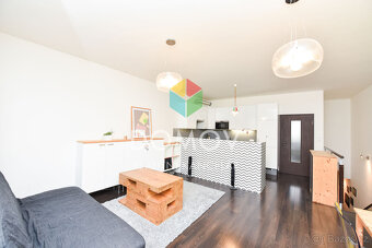 Nový, cihlový byt 3+kk s balkónem a venkovním parkovacím stá - 4
