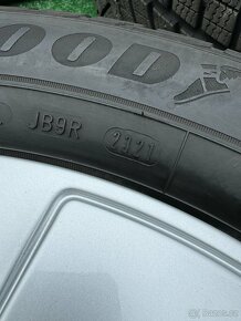 Originál alu kola Volvo XC40 zánovní zimní - 4