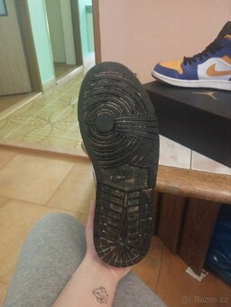 Jordan Lakers - 4