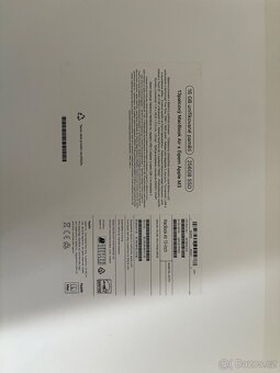 MacBook 2024 M3 - 4