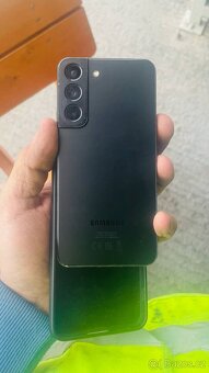 Samsung galaxy s22 - 4