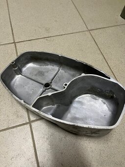 nové pravé víko zapalování Jawa 350/634 - 4