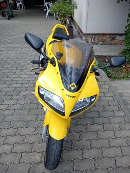 Suzuki SV650S - 4
