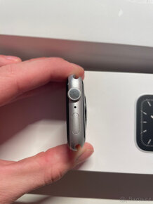 Apple Watch 5 44mm silver aluminium - 4