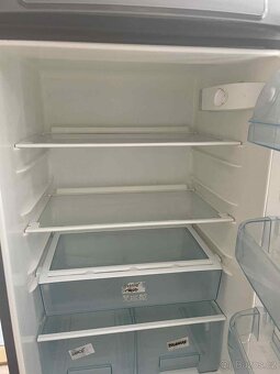 Prodám lednici Elektrolux - 4