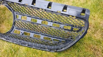 Mercedes B W246 facelift 2014 - 2018 - Predna maska - 4