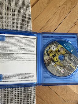 Prodám PS4 500gb - 4