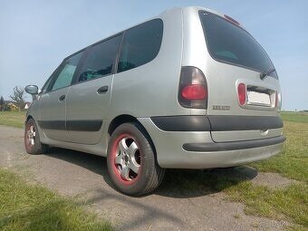 Espace III 2,2Dci - 4
