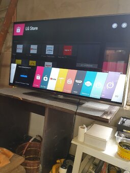 Prodám velkou LED Smart TV LG 140cm, DVB T2, WiFi, YouTube - 4