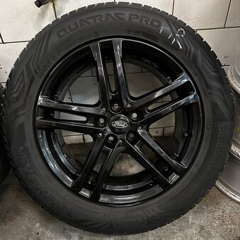 5x108 R17 7,5J ET47 + 235/55 R17 Vredestein celoročné - 4