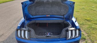 Ford mustang - 4