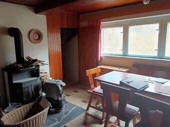 Zděná chata u řeky Sázavy, možno bydlet celoročně - 4