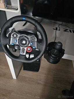 Herní volant logitech G29 + řadící páka - 4