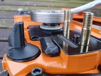 Motorová pila Magnum 58 ccm NOVÁ + 2 x lišta, řětěz, startov - 4