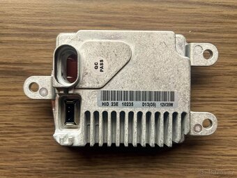 Řídící jednotka xenonu (ballast) 831 10009 044 - 4