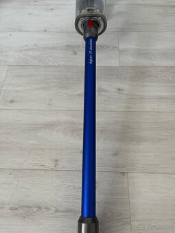 Tyčový a ruční vysavač Dyson V11 Absolute - 4