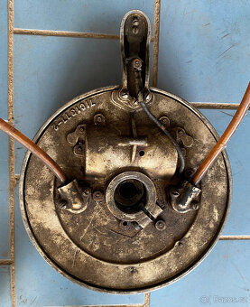 Starý lodní motor Johnson 1926 - 4