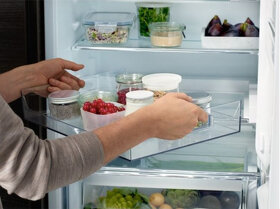 Výsuvná police lednice Electrolux a AEG - 4