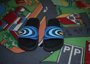 Prodám dětské pantofle - 4