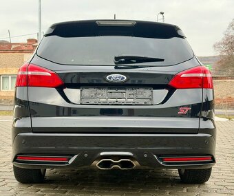 FORD FOCUS ST 250 KOMBI 184 kW - 4