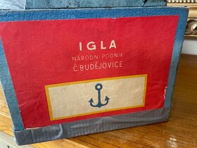 Stará hračka Igla - 4