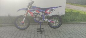 Yamaha yz250F - 4