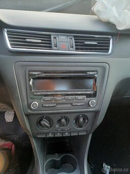 Rozpredam Seat Toledo 1.2Tsi 77kw CBZ 2014 - 4