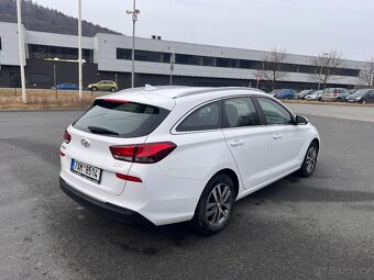 Hyundai i30 combi 1.6CRDI 85kw Style dph 41tkm - 4