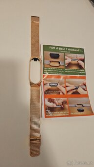 Kovový náhradní řemínek pro Mi Band 7 se zapínáním - 4