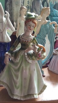 Prodám krásné značené sošky ROYAL Doulton - 4