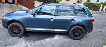 Prodám vw Touareg 5.0 V 10 TDI rv.7/2005 Čtěte - 4