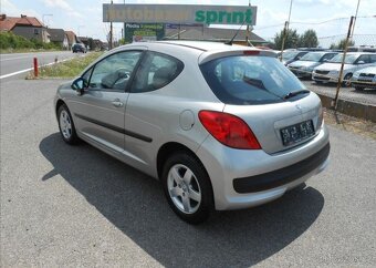 Peugeot 207 1,4 54 kW KLIMA Serviska benzín - 4