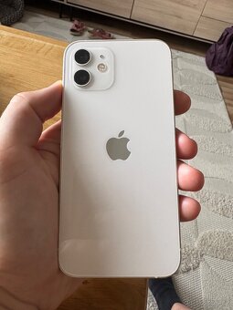 Prodám iPhone 12 - 4