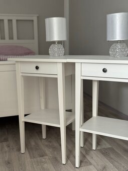 Noční stolky IKEA Hemnes bílé mořidlo. - 4